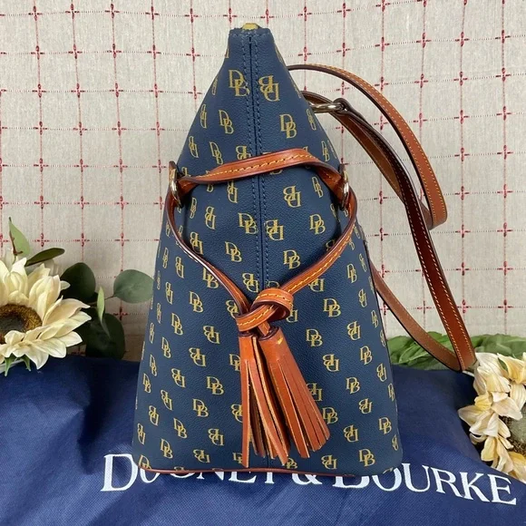 Dooney & Bourke Navy DB Monogram Tassel Executive Tote XL Handbag NG1566 NV New - Picture 6 of 12
